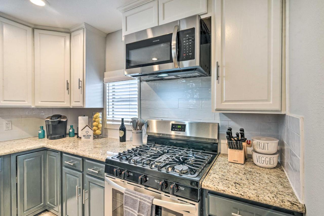 Galveston Home About 1 Mi To Pier, Fishing, And Beaches المظهر الخارجي الصورة